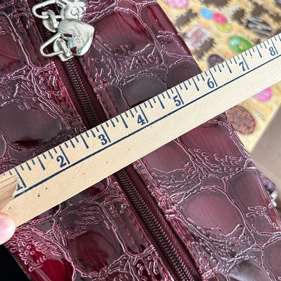 Kathy Van Zeeland Travel Bag - Picture 11 of 11